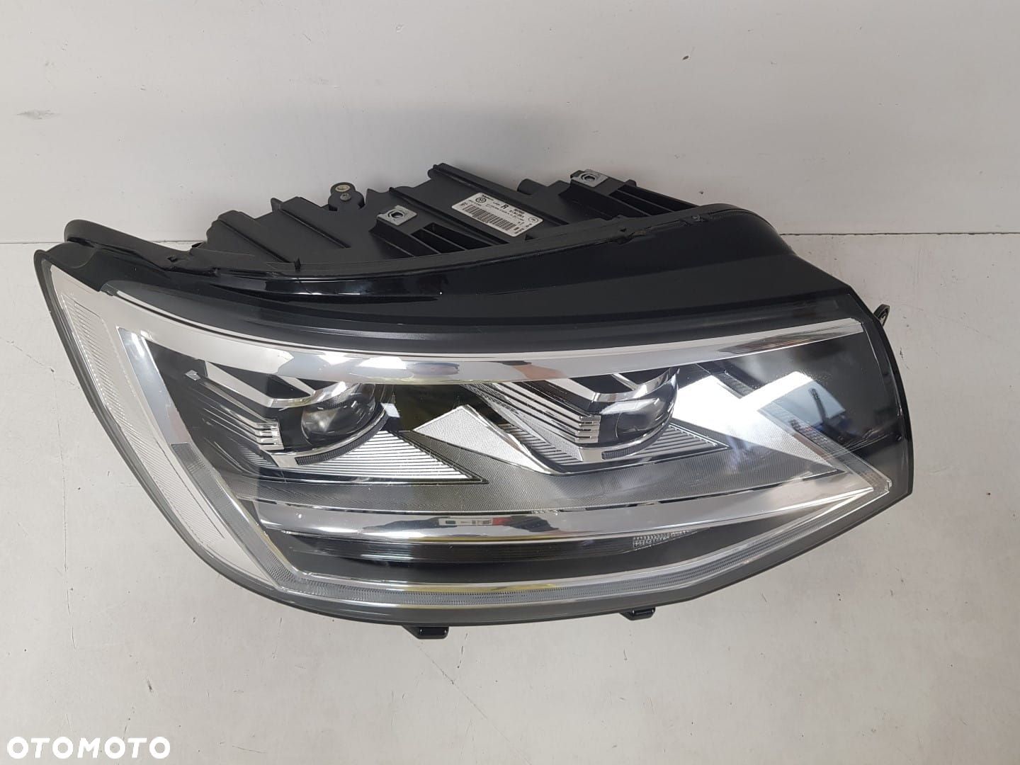 VW T6 MULTIVAN TRANSPORTER LAMPA PRAWA FULL LED REFLEKTOR 7E1941036A IDEALNY - 1