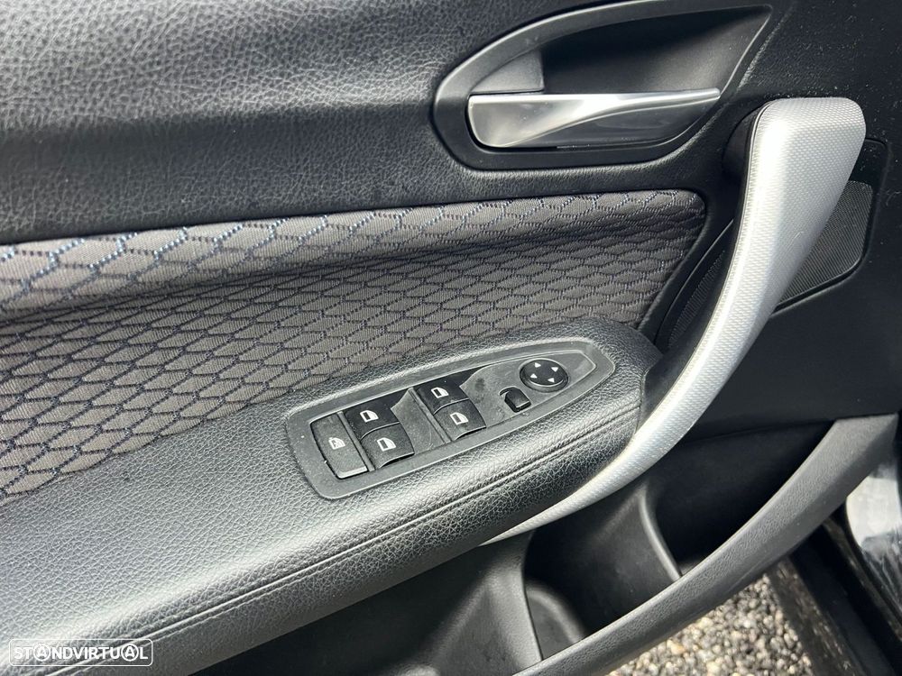 BMW 120 d xDrive Pack M - 29