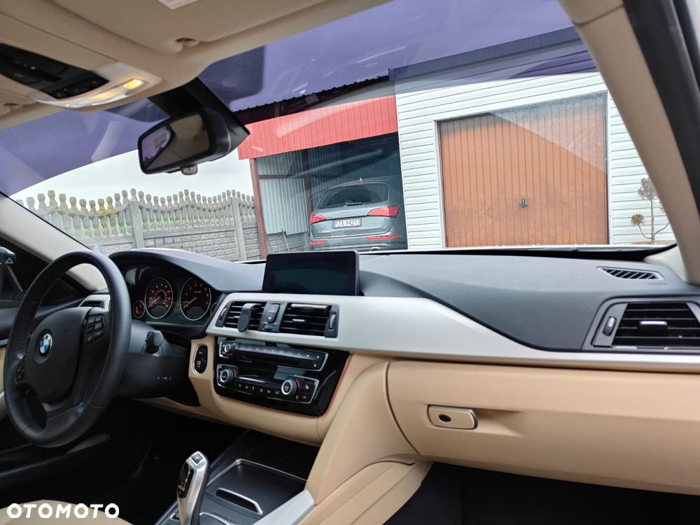 BMW Seria 3 320i xDrive Edition Luxury Line Purity - 7