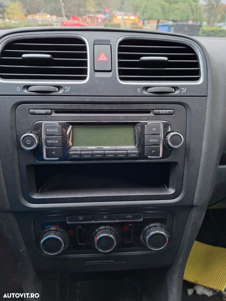 Volkswagen Golf 1.4 Comfortline - 14