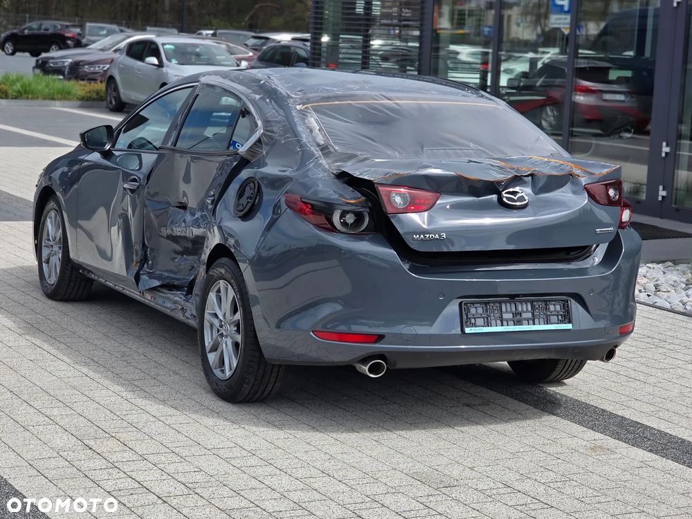 Mazda 3 2.0 mHEV Hikari - 9