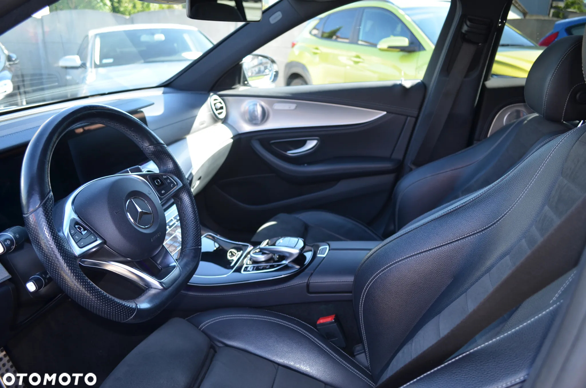 Mercedes-Benz Klasa E - 9