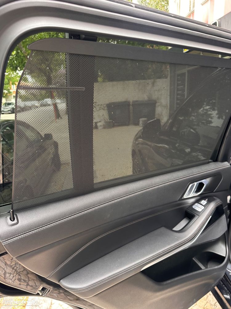 BMW X7 30 d xDrive Pack M - 17