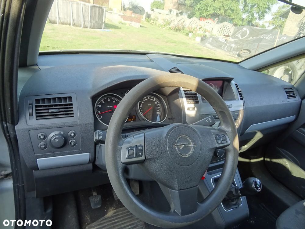KONSOLA KOKPIT DESKA ROZDZIELCZA OPEL ZAFIRA B EUROPA - 1