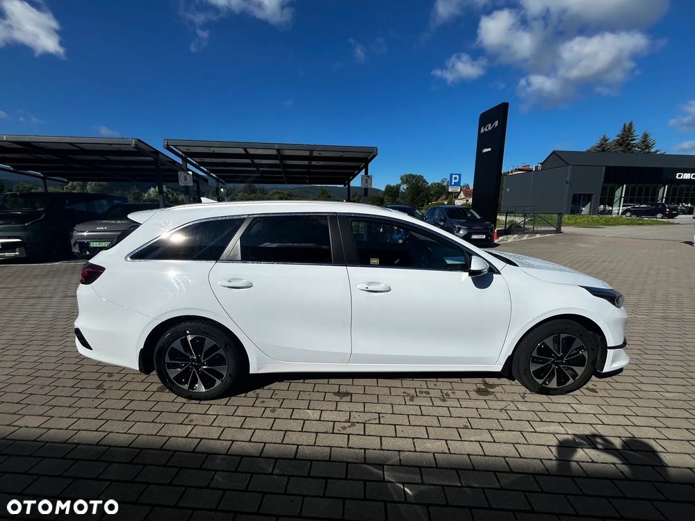 Kia Ceed 1.5 T-GDI Tribute DCT - 3