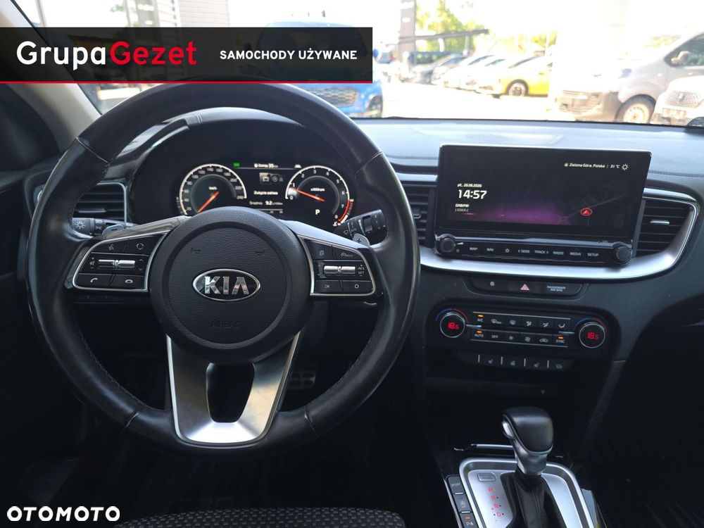 Kia Ceed - 13