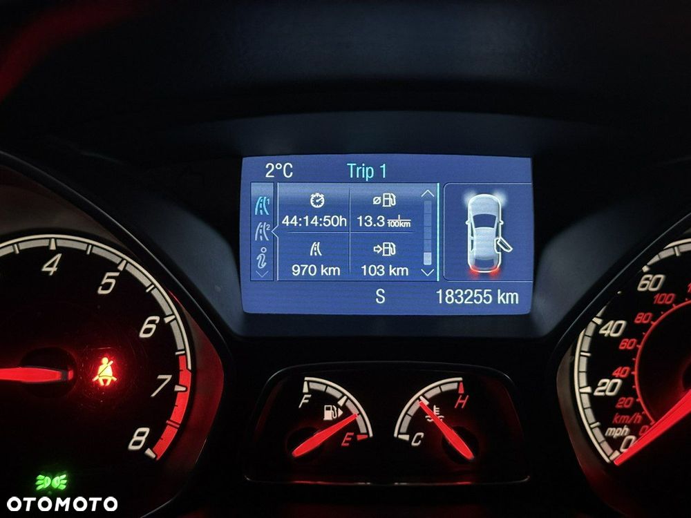 Ford Focus 2.0 EcoBoost ST - 19