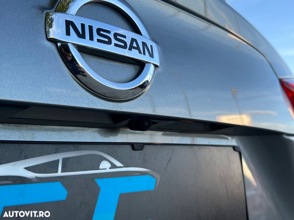 Nissan Qashqai 1.6 DIG-T N-Connecta - 30