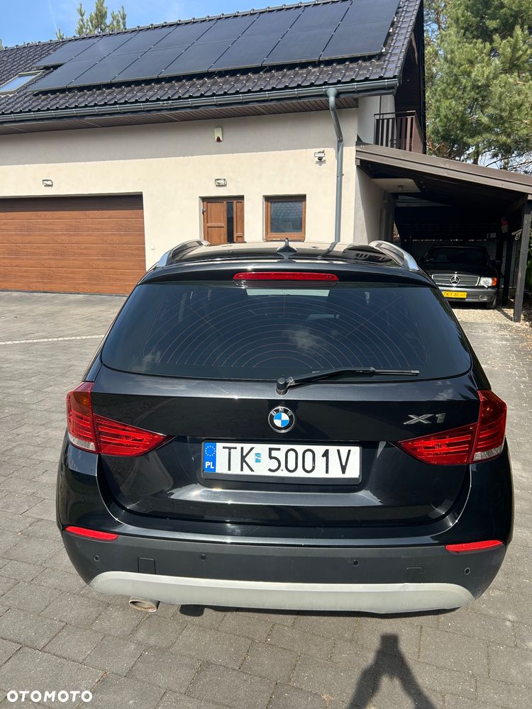 BMW X1 xDrive18d - 11
