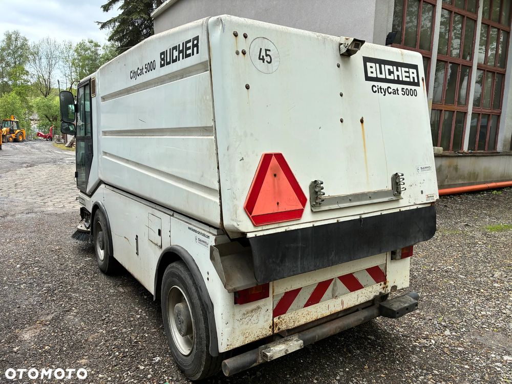 Inny Bucher CityCat 5000 - 7