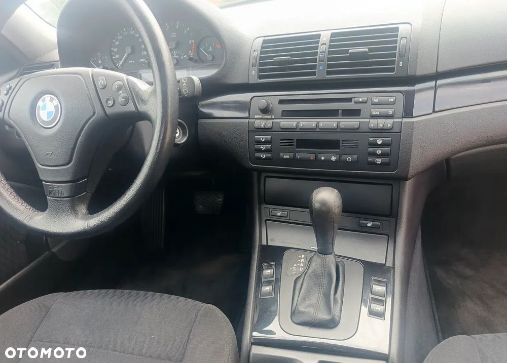 BMW Seria 3 - 22