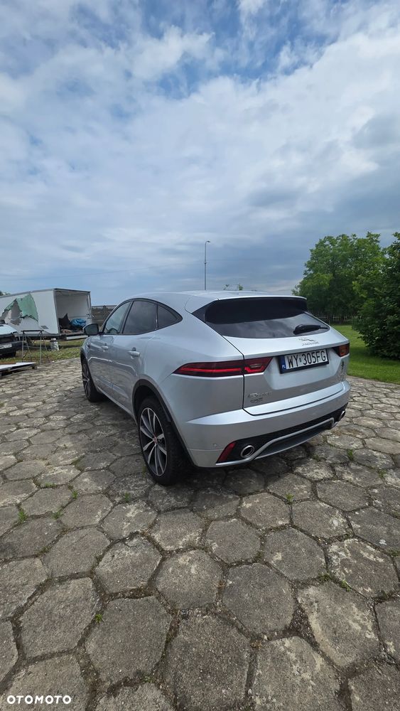 Jaguar E-Pace 2.0 i4D AWD R-Dynamic S - 10
