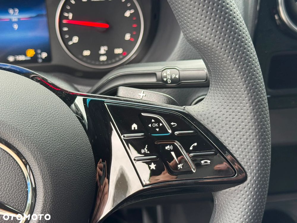 Mercedes-Benz Sprinter - 18