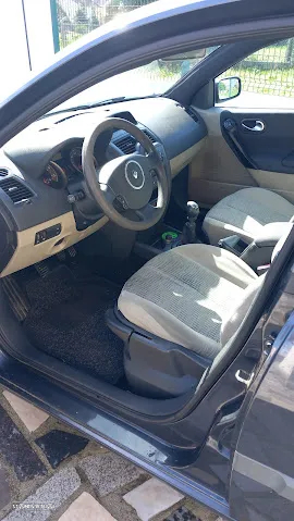 Renault Mégane 1.5 dCi Confort - 3