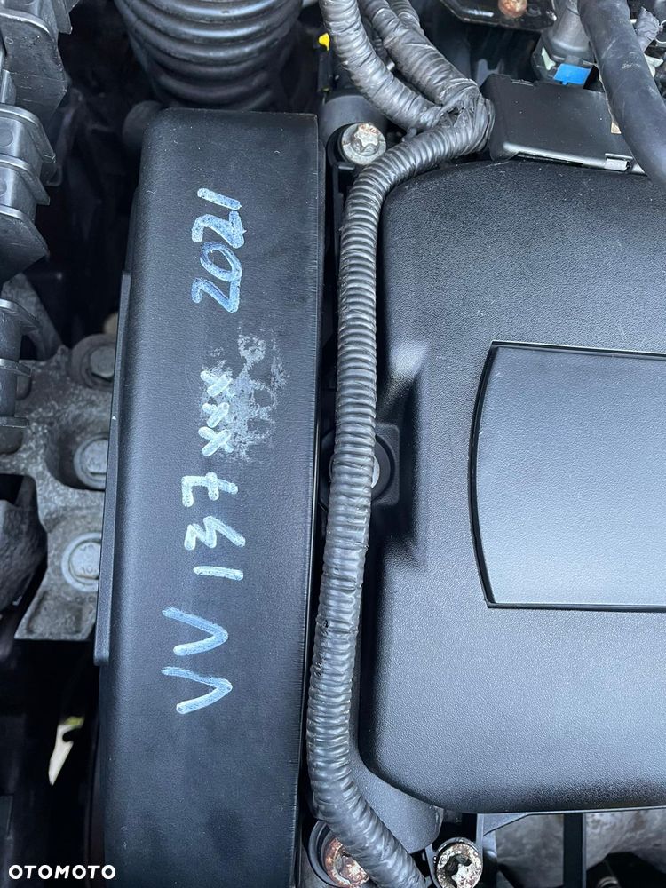 Opel Mokka 1.6 Essentia S&S - 11