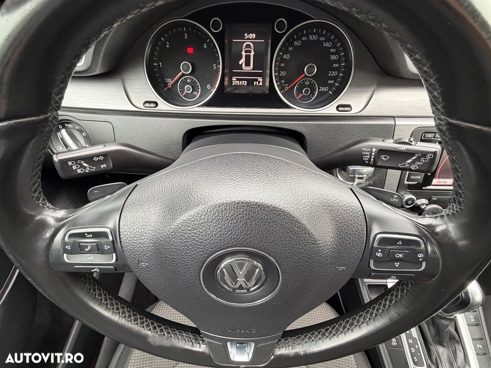 Volkswagen Passat Variant 2.0 TDI DSG BlueMotion Technology Comfortline - 13