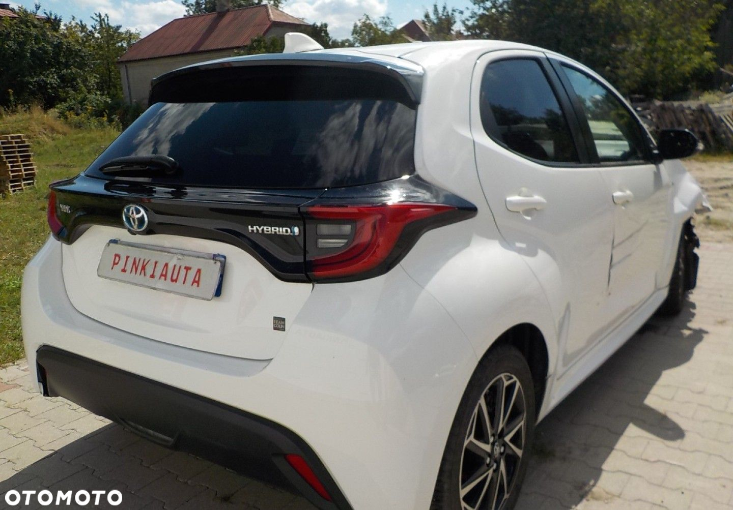 Toyota Yaris - 16