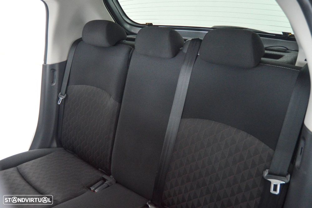 Mitsubishi Space Star 1.2 Intense - 11