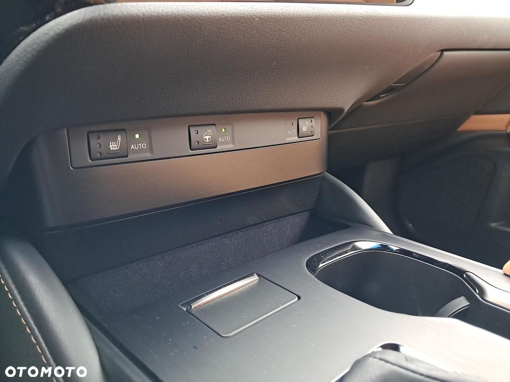 Lexus ES 300h Business Edition - 15