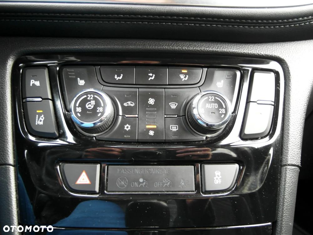 Opel Mokka X 1.4 DI Start/Stop 4x4 Automatik Color Innovation - 36