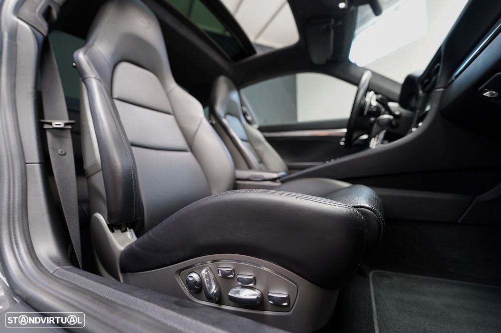 Porsche 911 (991) Turbo PDK - 6