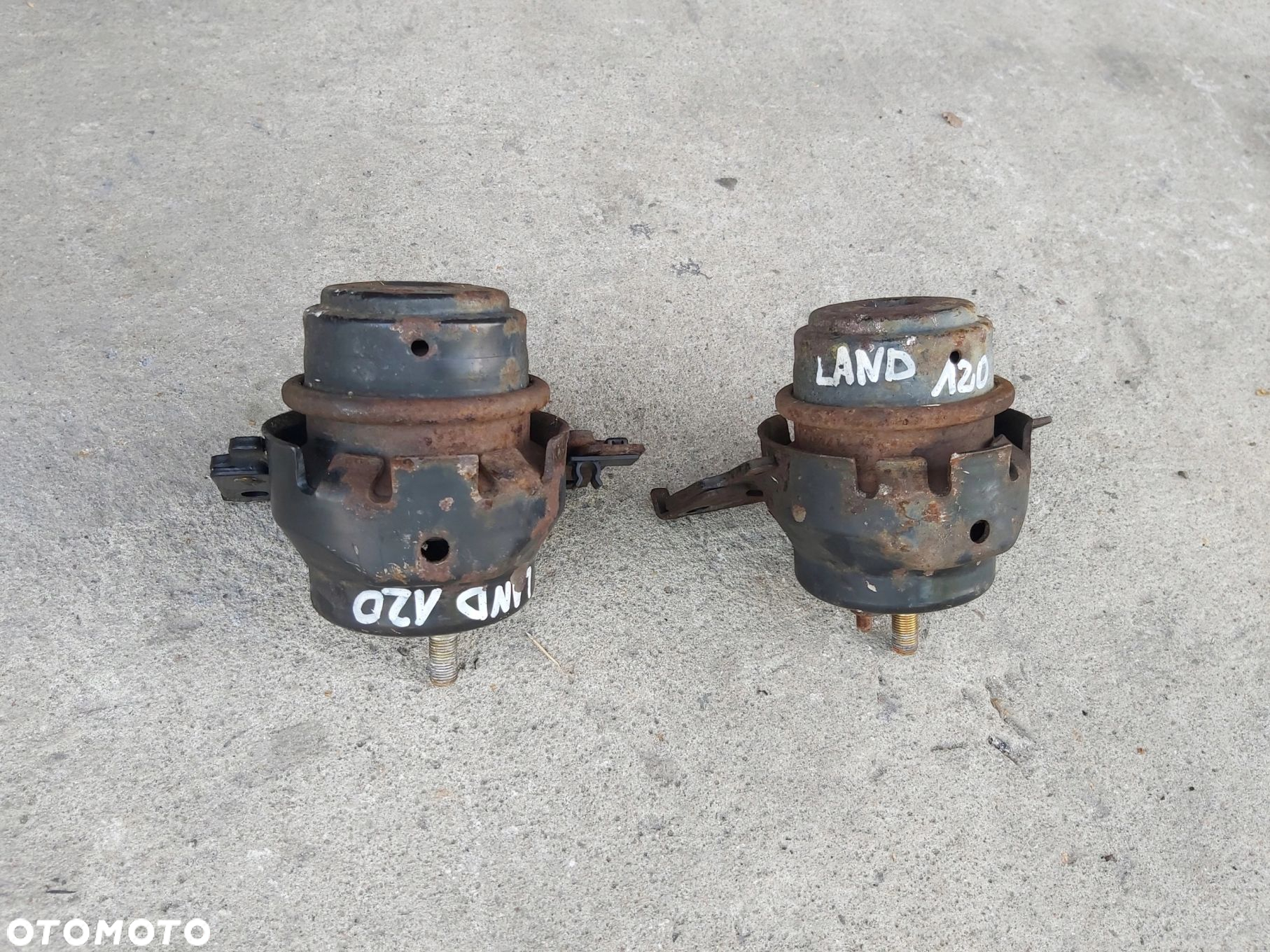 Toyota Land Cruiser 120 poduszka silnika 3,0 d4d - 2