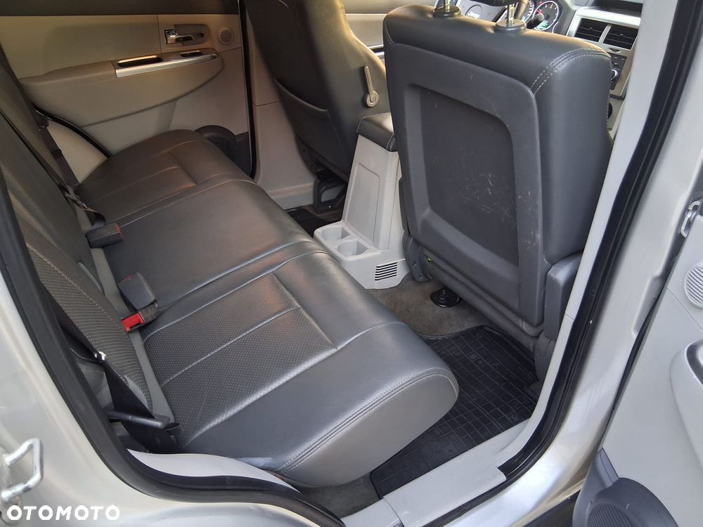 Jeep Cherokee - 13