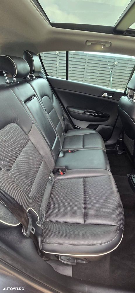 Kia Sportage 2,0 CRDI AWD Aut. Platinum - 7