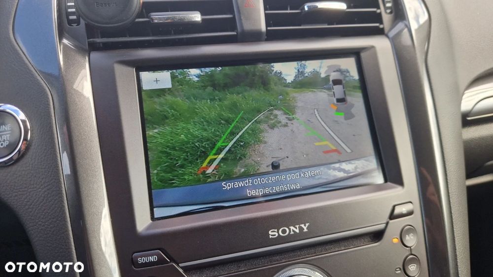Ford Mondeo 2.0 Hybrid Executive Plus - 11