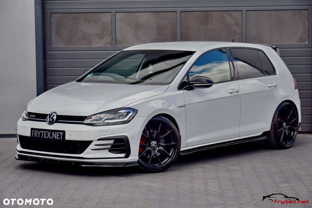 Volkswagen Golf - 10