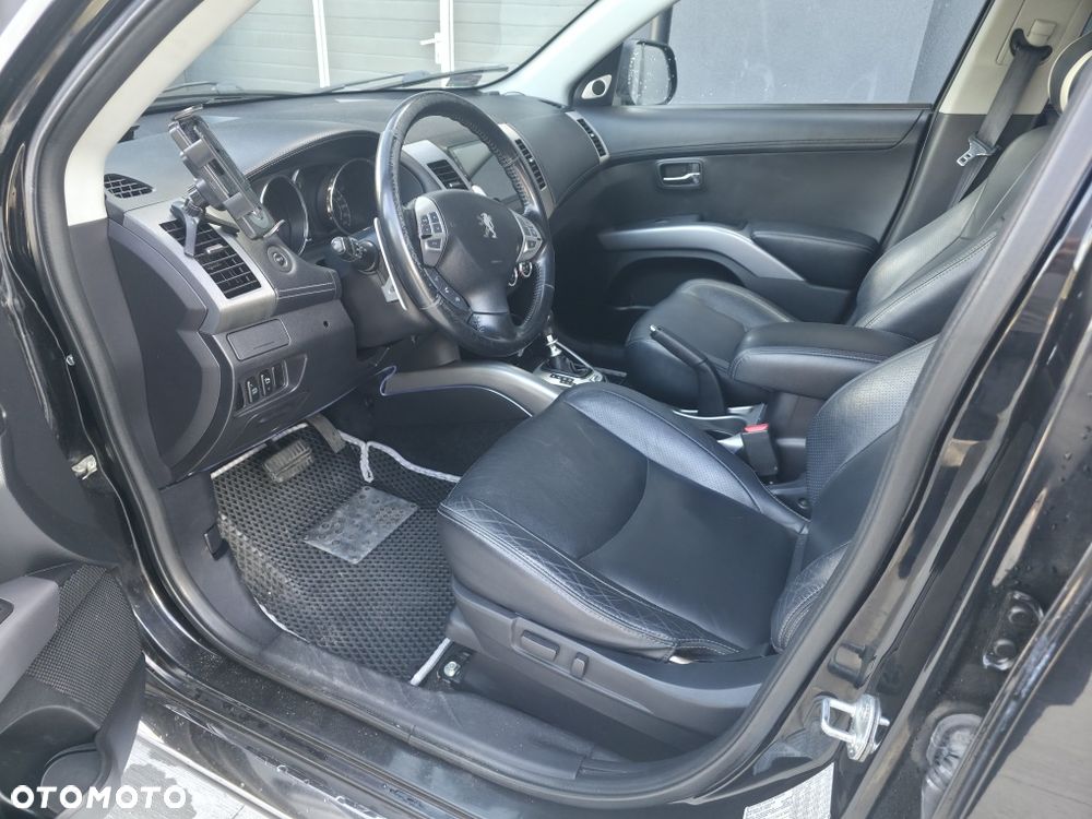 Peugeot 4007 - 7