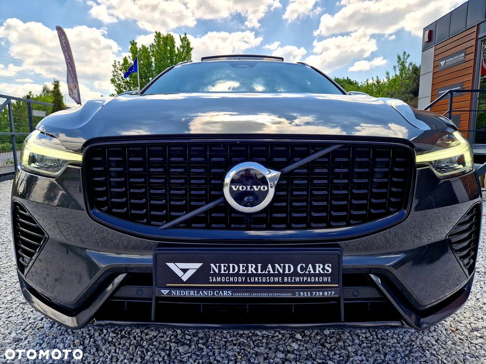 Volvo XC 60 T6 Plug-In Hybrid AWD Plus Dark - 41