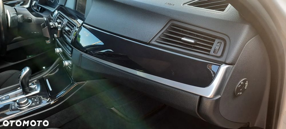 BMW Seria 5 - 21