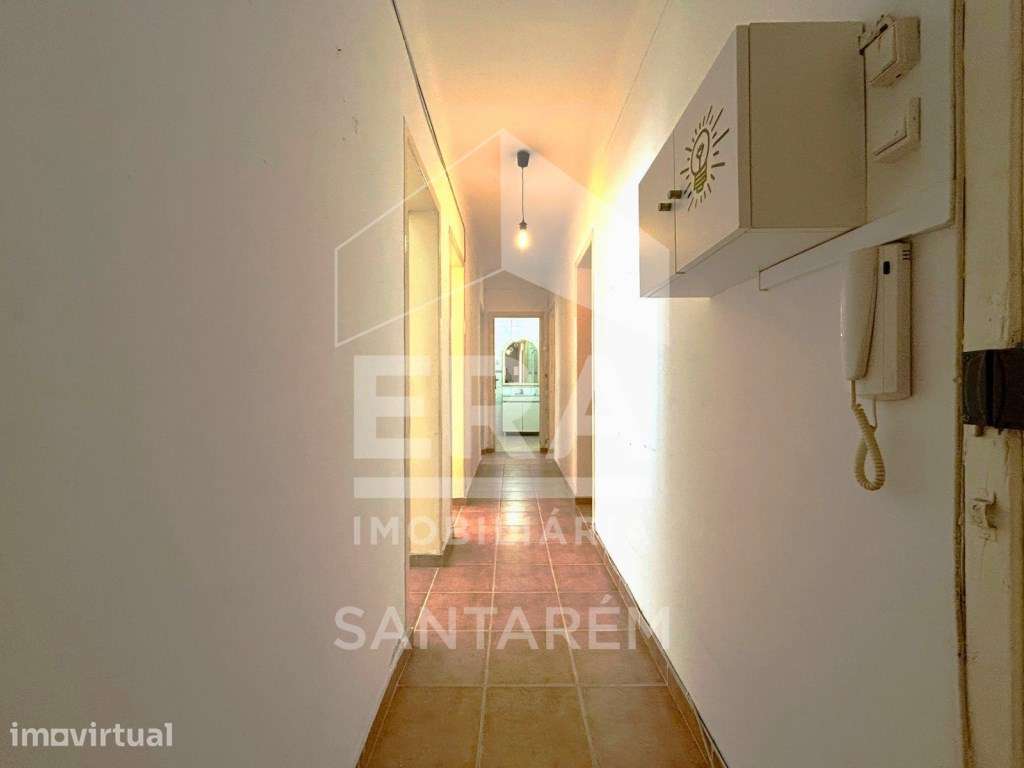 Apartamento T3 no centro de Santarém - Grande imagem: 3/16