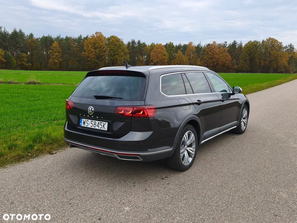 Volkswagen Passat Alltrack 2.0 TSI 4Mot DSG - 25