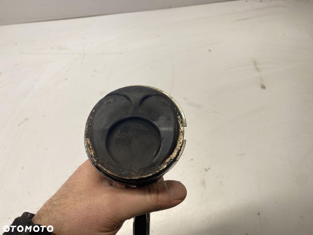 TŁOK KORBOWÓD KIA OPTIMA IV 2.0 BENZYNA G4NG  15- - 3