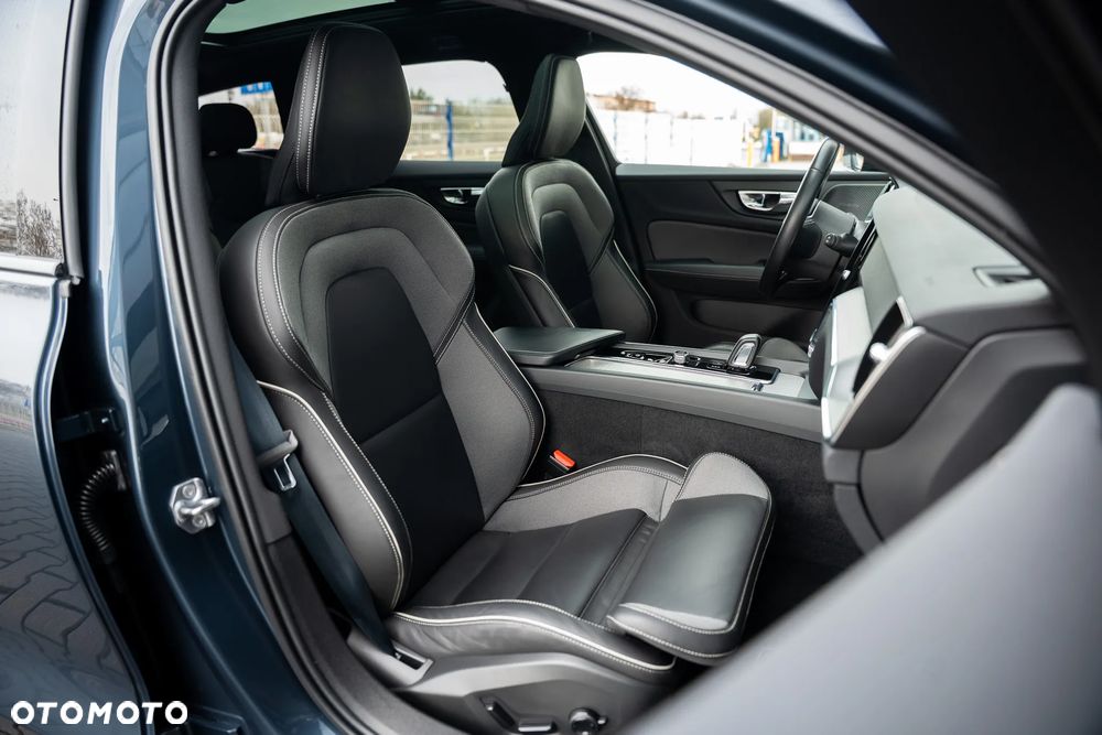 Volvo V60 B3 B Geartronic RDesign - 24