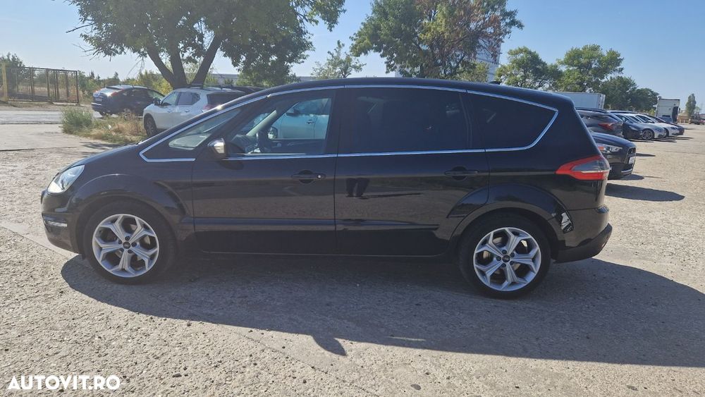 Ford S-Max - 18