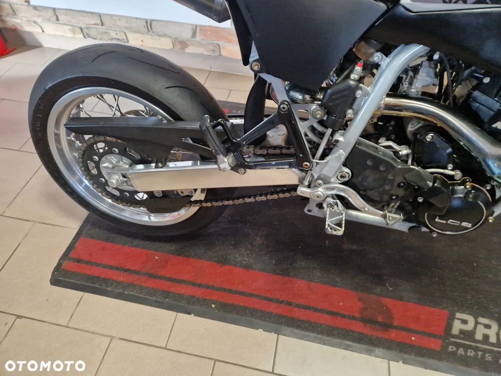 KTM LC - 25