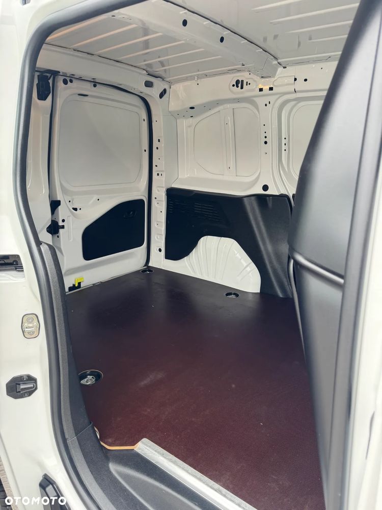 Peugeot Partner 2022 photo 4