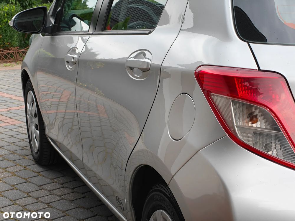 Toyota Yaris 1.0 Premium EU6 - 9