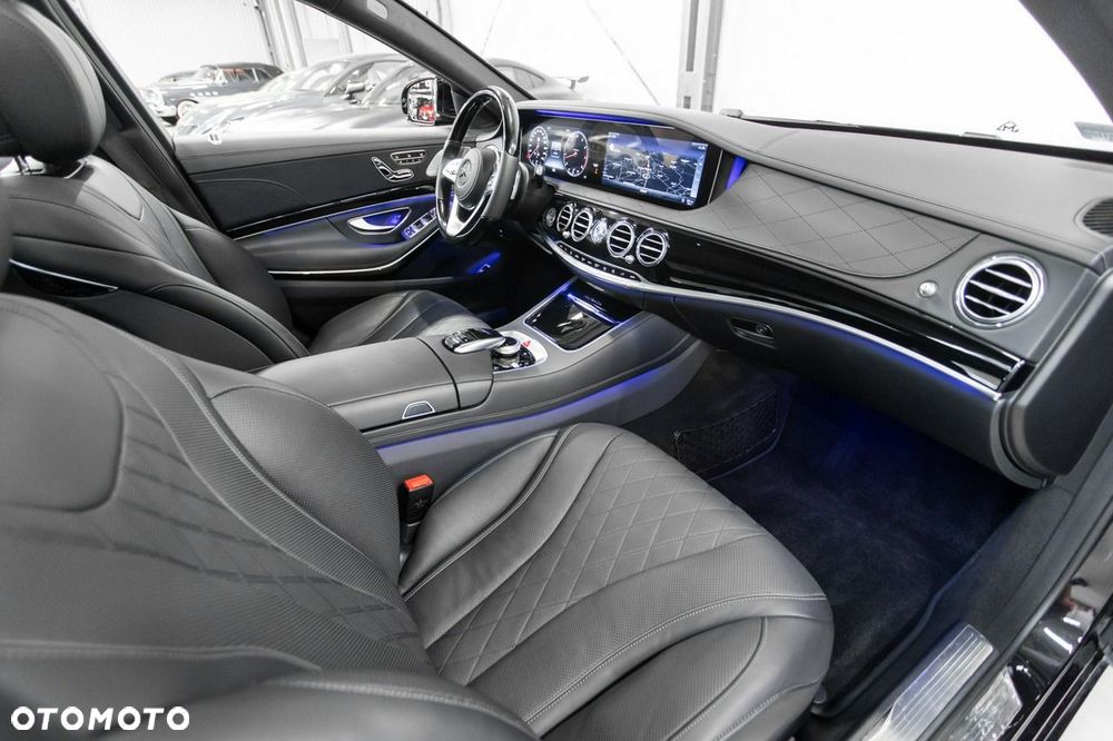 Mercedes-Benz Klasa S 560 4-Matic L 9G-TRONIC - 25