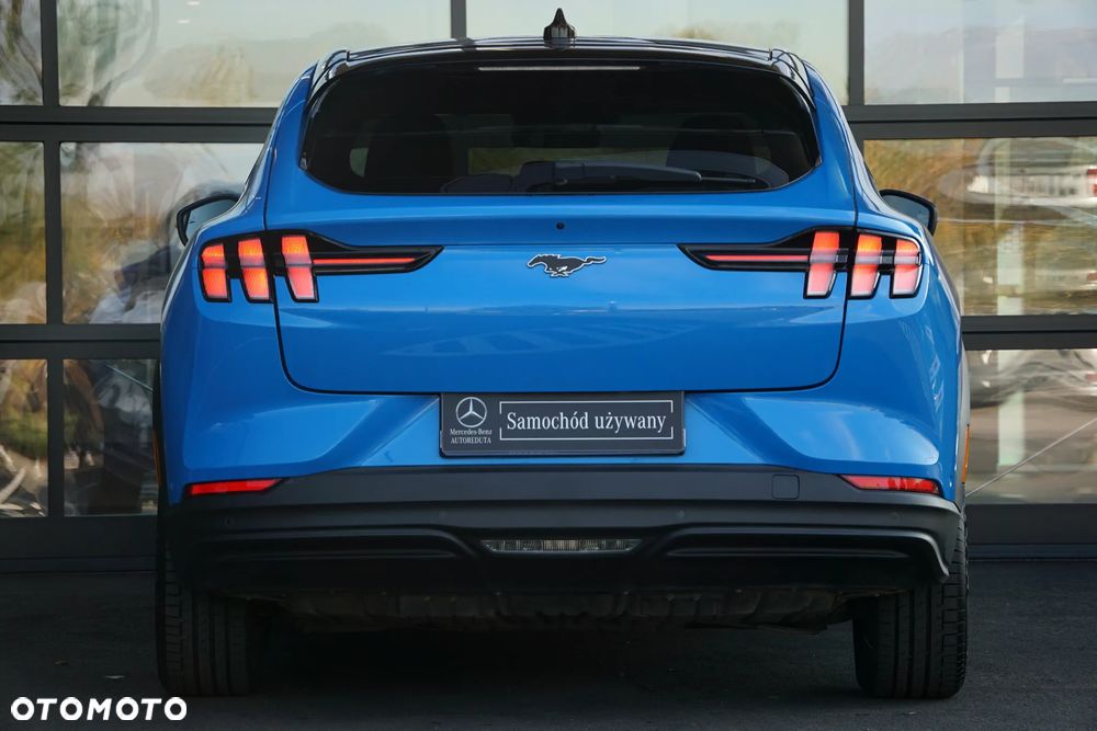 Ford Mustang Mach-E - 6