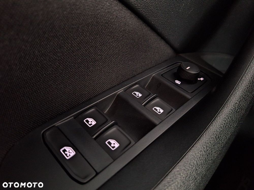 Skoda Scala 1.0 TSI Ambition - 36