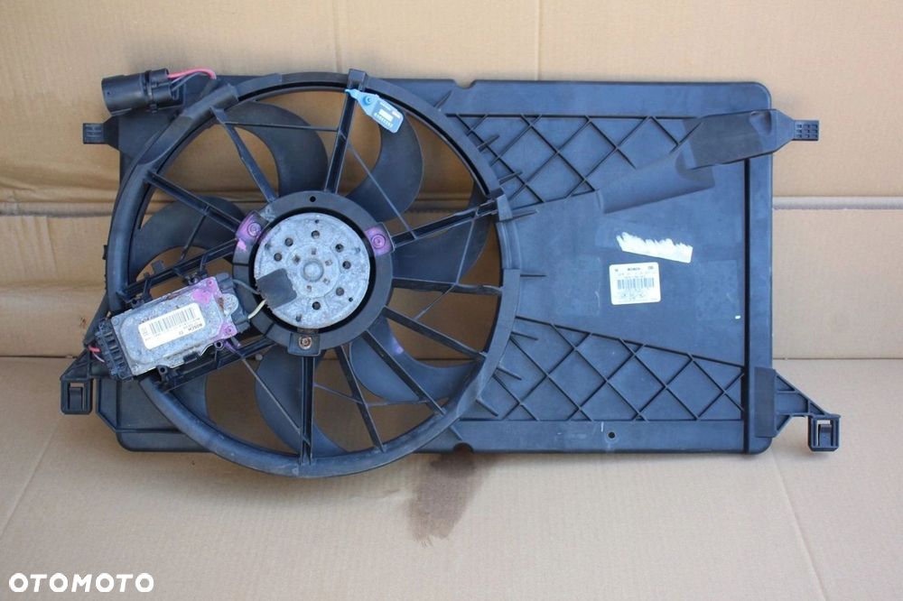 WENTYLATOR chłodnicy Ford Focus MK2 3M5H-8C607-RJ oryginalny (2282) - 1
