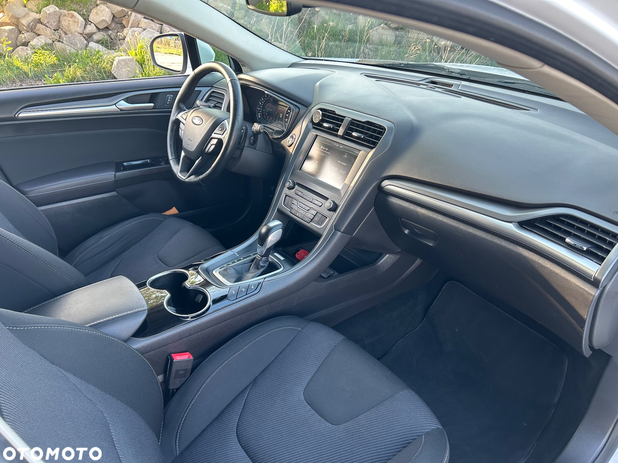 Ford Mondeo 2.0 TDCi Start-Stopp PowerShift-Aut Titanium - 19