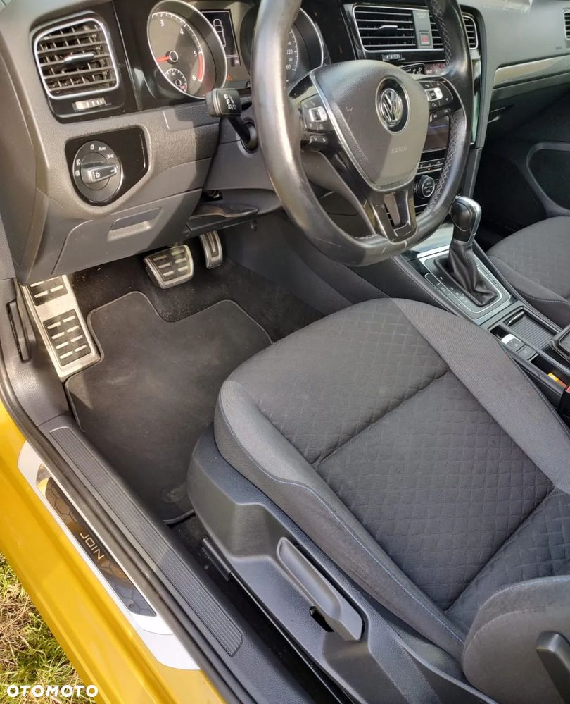 Volkswagen Golf 2.0 BlueTDI DSG Comfortline - 10