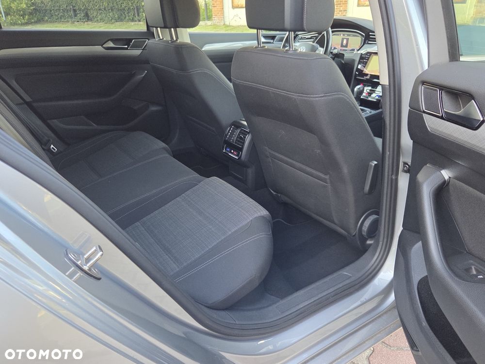 Volkswagen Passat 2.0 TDI BMT Highline DSG - 18