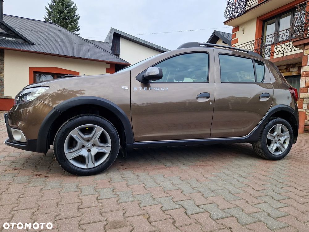 Dacia Sandero Stepway 0.9 TCe Laureate S&S - 3