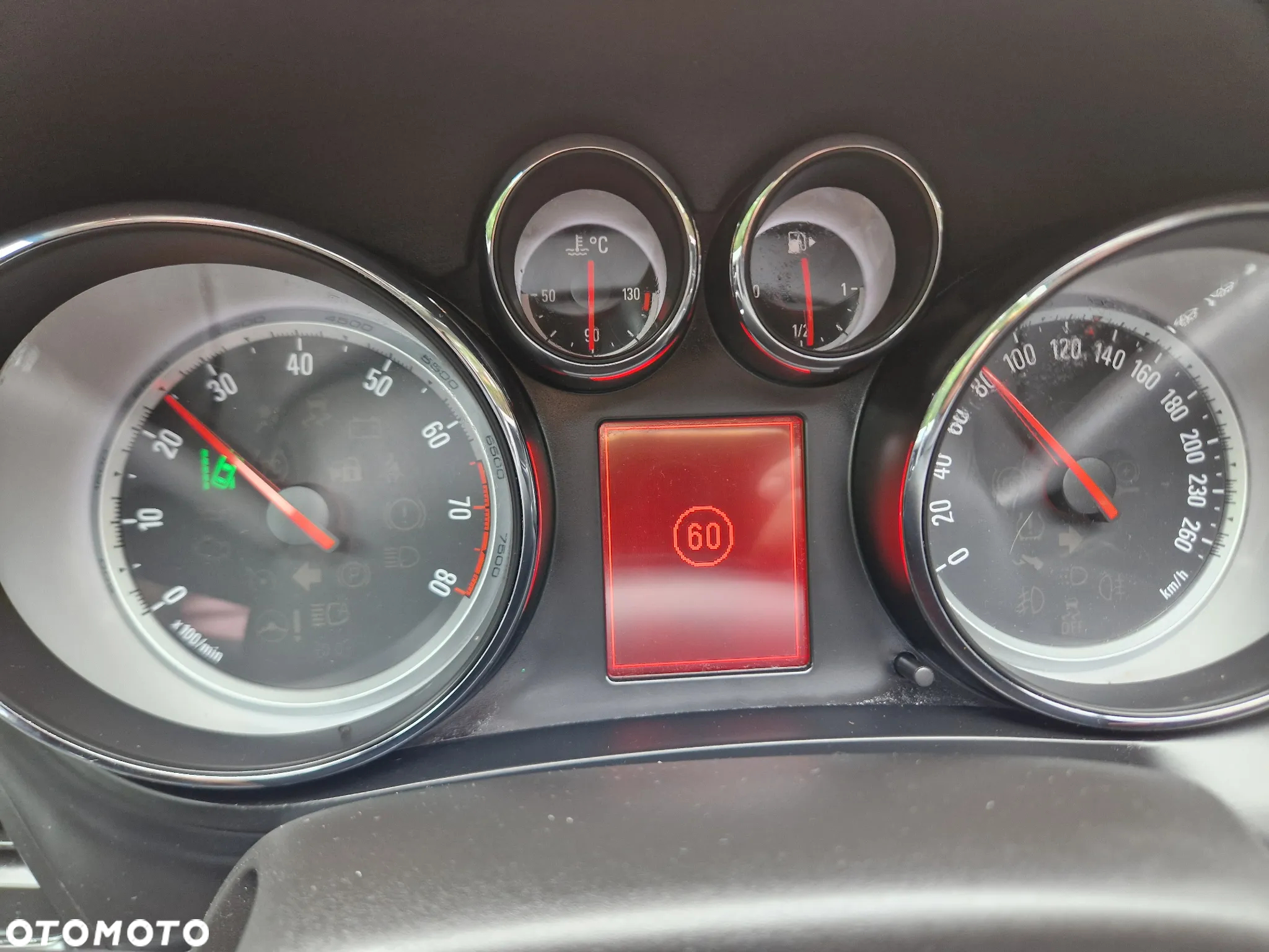 Opel Zafira 1.6 T SIDI Cosmo S&S - 27